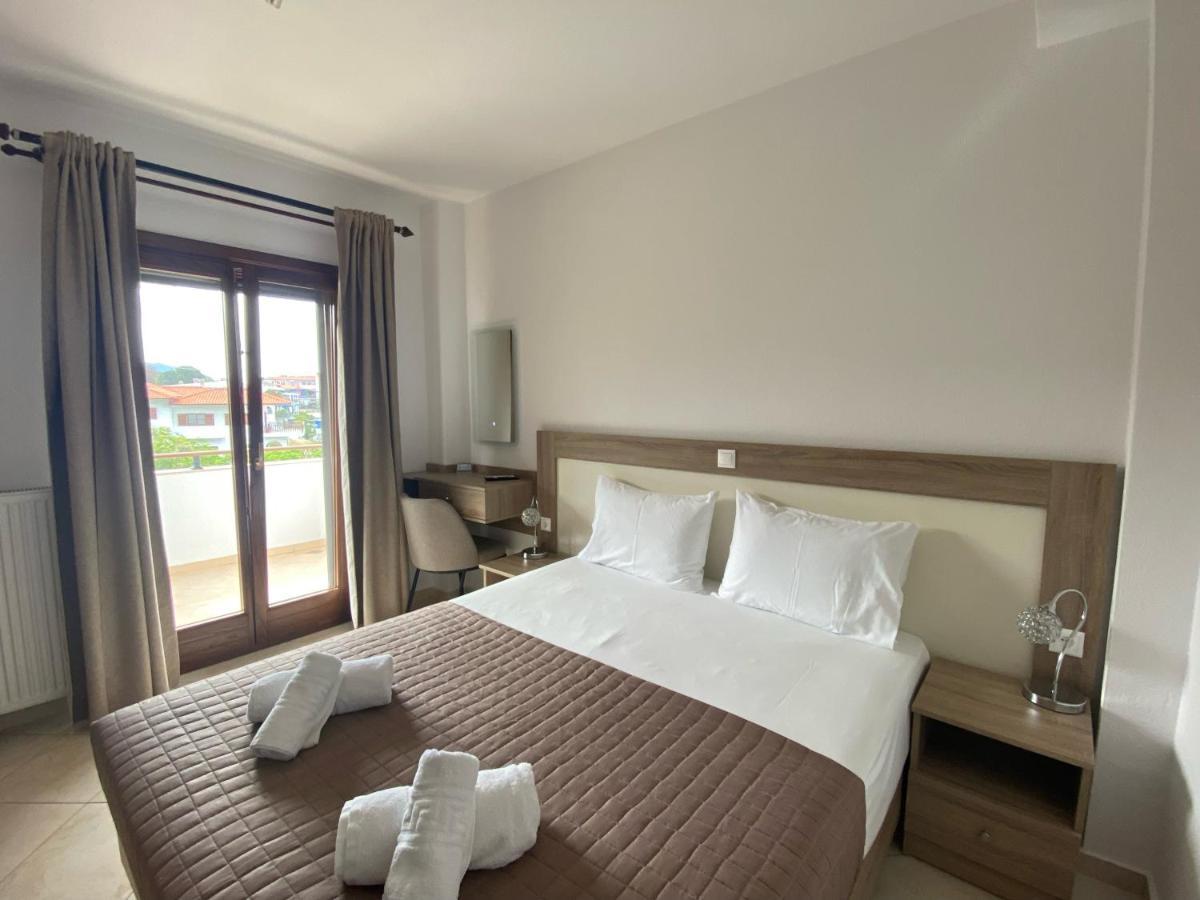 Pension Stelios Ouranoupoli Exterior photo